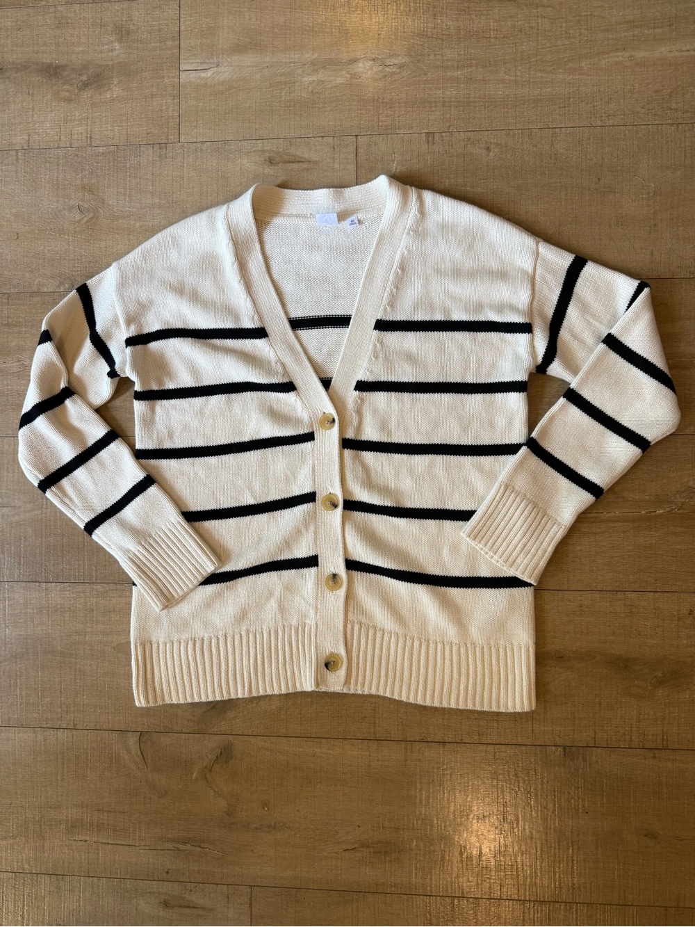 GAP Fall ‘24 Striped Boyfriend Cardigan Sweater 100% Cotton cream black XS